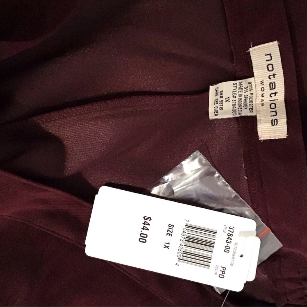 Notations women’s burgundy pants. Size 1X - Picture 9 of 9